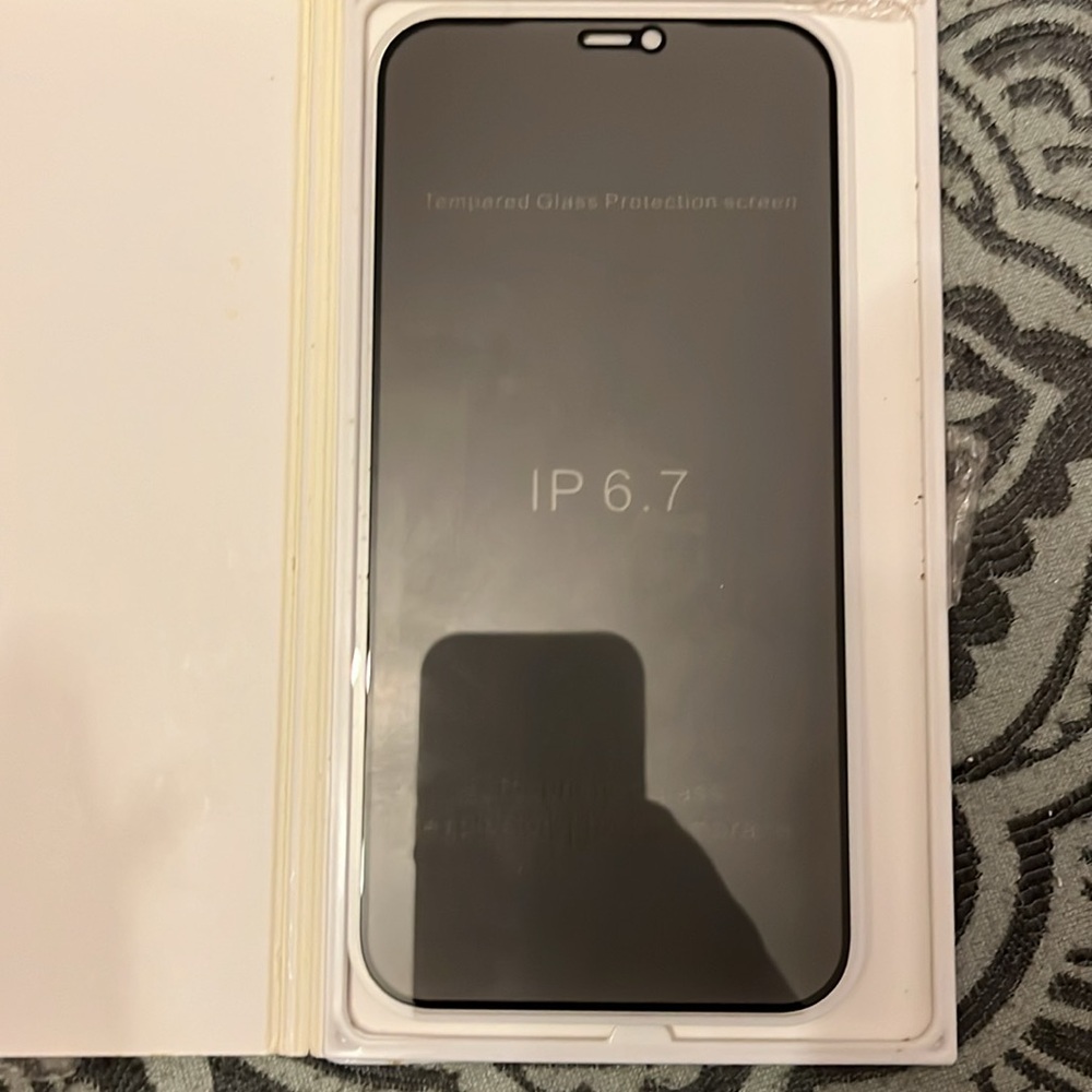 Screen Protector - Picture 3 of 3
